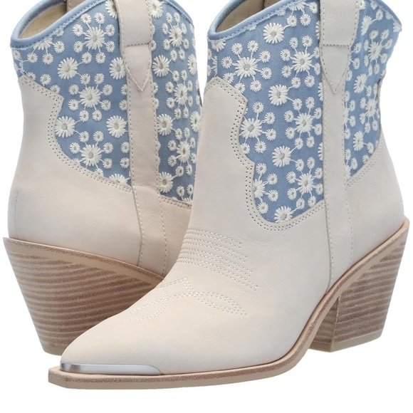 Dolce Vita Blue Floral Western Boots 7.5 NWT - Picture 3 of 8
